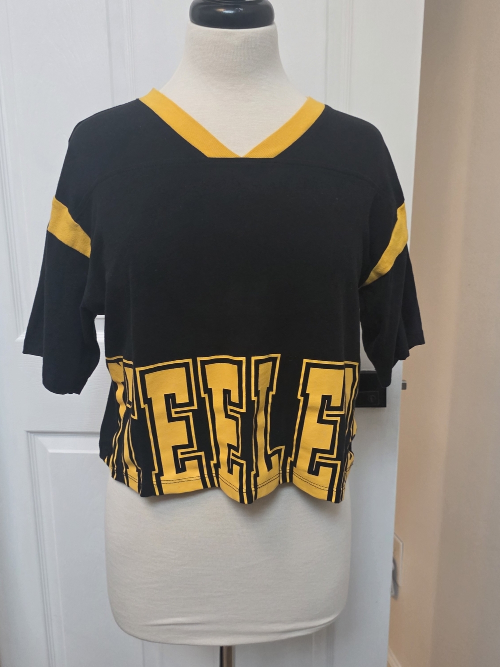 NFL Black and Yellow Pittsburgh Steelers Cropped V-Neck Jersey Top
